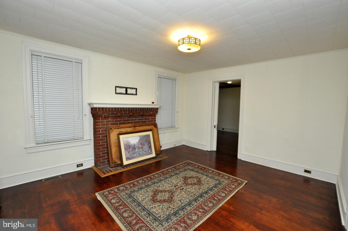 52 Elizabeth Street Pemberton, NJ 08068 - Photo 8 of 36 Gallery Image 8