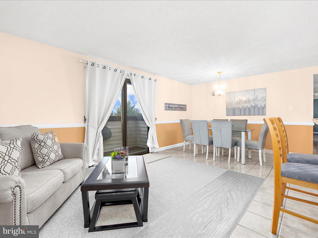 701 Heather Ridge Drive, Unit 16J Frederick, MD 21702 - Photo 3 of 26 Gallery Image 3