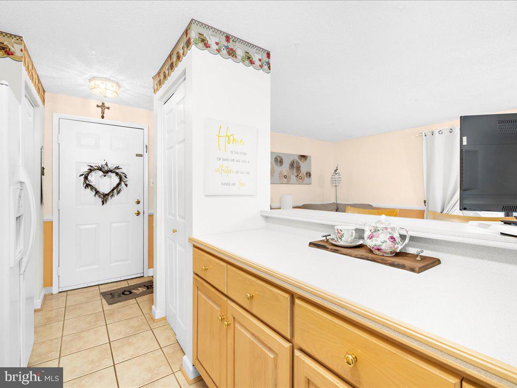 701 Heather Ridge Drive, Unit 16J Frederick, MD 21702 - Photo 4 of 26 Gallery Image 4