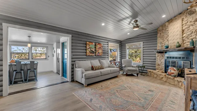 $795,000 | 261 Diamond Cross Drive, Llano, TX 78643