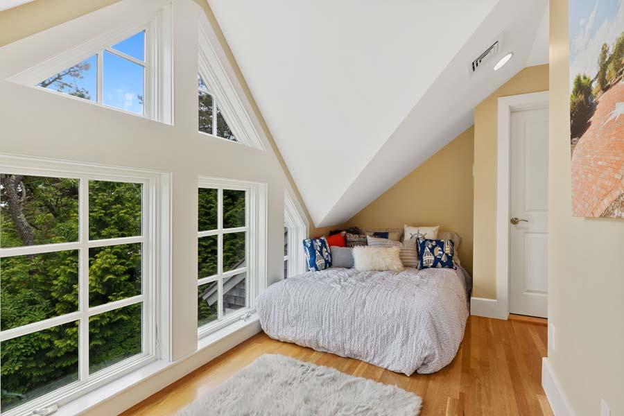 83 Pine Ridge Road Chatham, MA 02633 - Photo 24 of 35 3rd floor loft
