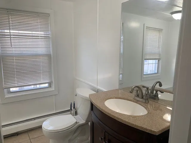 $2,290 | 18 Taunton Street, Unit 2, Plainville, MA 02762