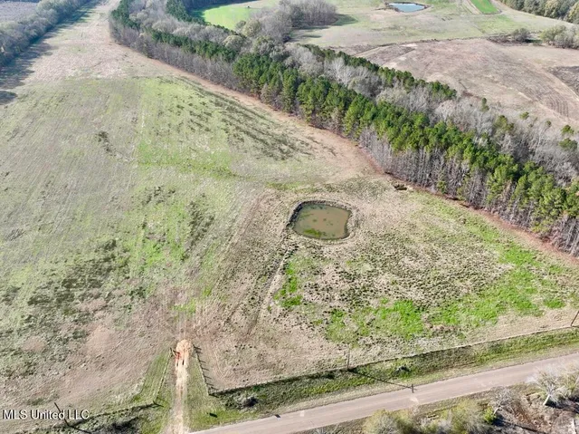 $74,500 | 2 Johnson Line Road, Bolton, MS 39041