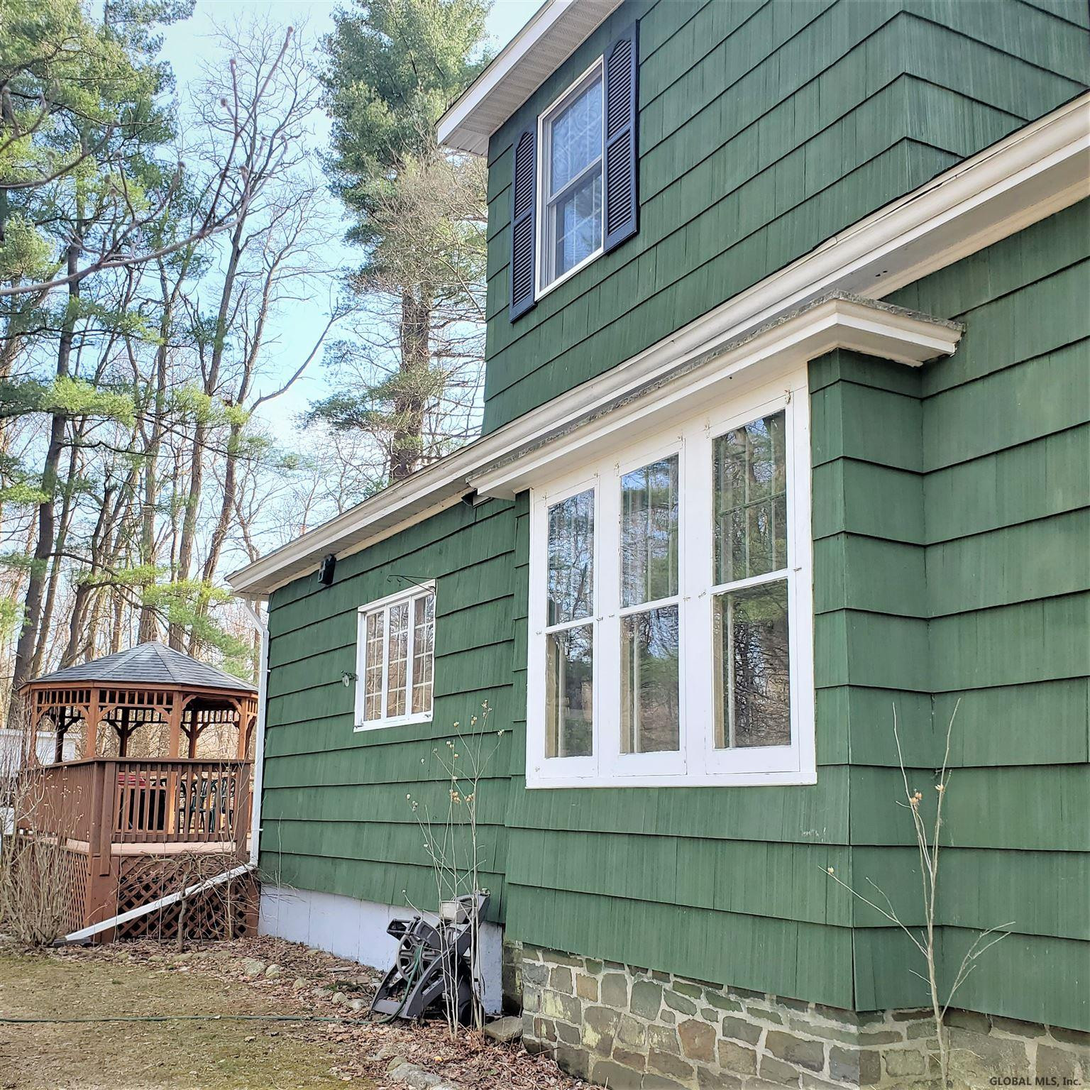 69 McCormack Road Bethlehem, NY 12159 - Photo 4 of 44 Photo 4