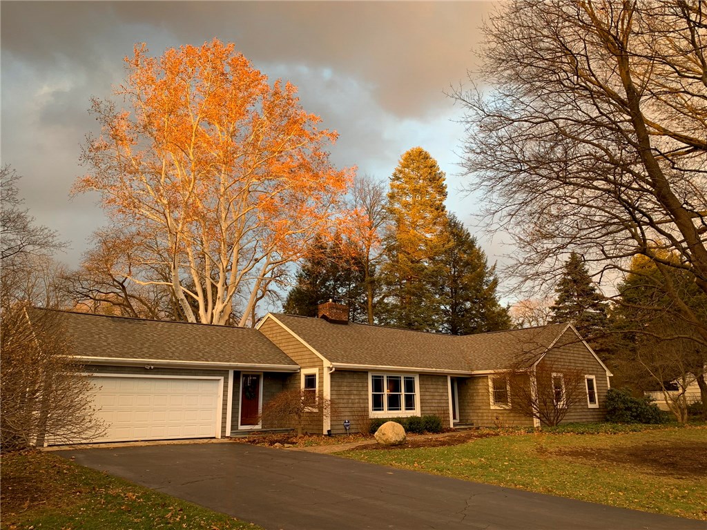 10 Briar Patch Road Pittsford, NY 14618 - Photo 1 of 1