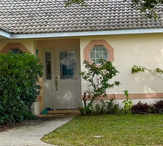 $2,900 | 4 Fernon Lane, Palm Coast, FL 32137