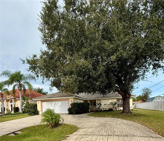 $2,900 | 4 Fernon Lane, Palm Coast, FL 32137