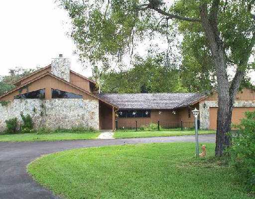 22809 Horseshoe Way Boca Raton, FL 33428 - Photo 1 of 1 Primary Photo