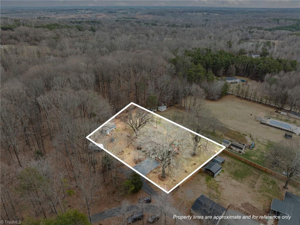 Overhead shot showing the approximate lot dimensions.