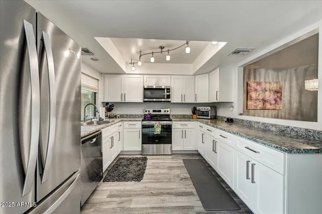 $349,000 | 16063 North 26th Avenue, Phoenix, AZ 85023