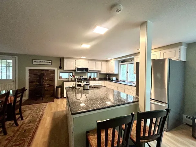 $2,750 | 24 Bright Slope Way, Grantham, NH 03753