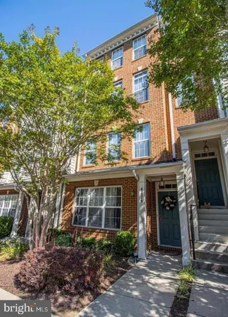 $2,750 | 42219 Black Rock Terrace, Aldie, VA 20105