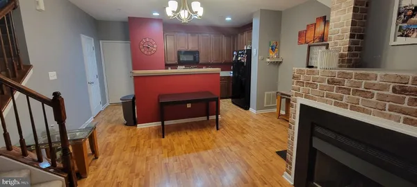 $2,750 | 42219 Black Rock Terrace, Aldie, VA 20105