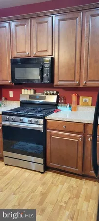 $2,750 | 42219 Black Rock Terrace, Aldie, VA 20105