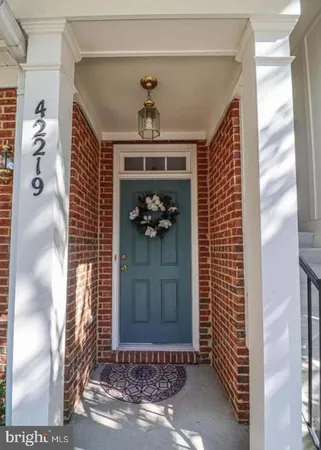 $2,750 | 42219 Black Rock Terrace, Aldie, VA 20105