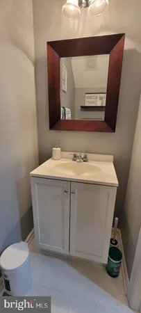 $2,750 | 42219 Black Rock Terrace, Aldie, VA 20105