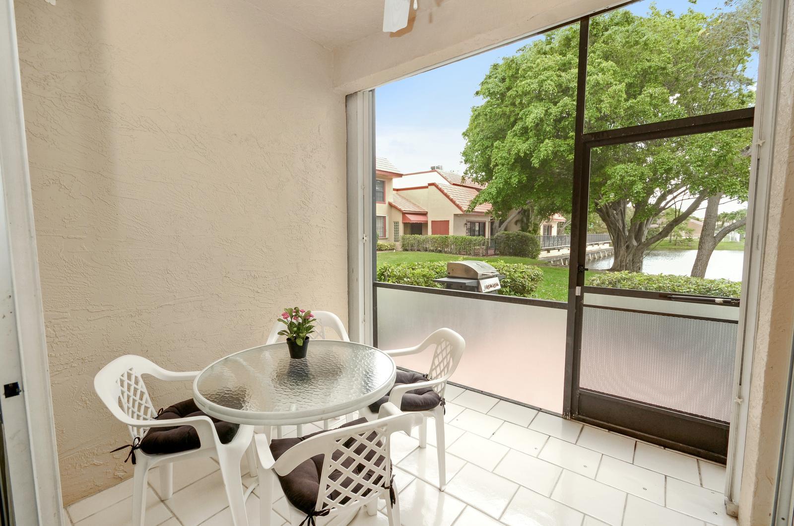 23060 Aqua View, Unit 4 Boca Raton, FL 33433 - Photo 15 of 25 patio