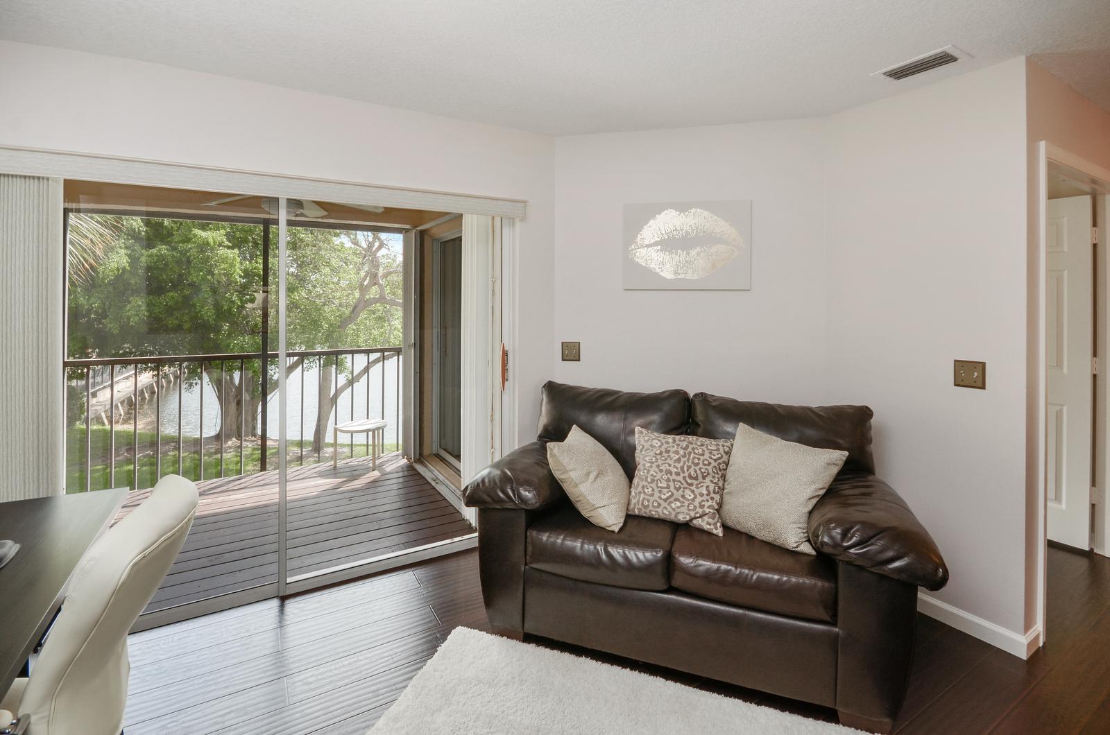 23060 Aqua View, Unit 4 Boca Raton, FL 33433 - Photo 19 of 25 loft
