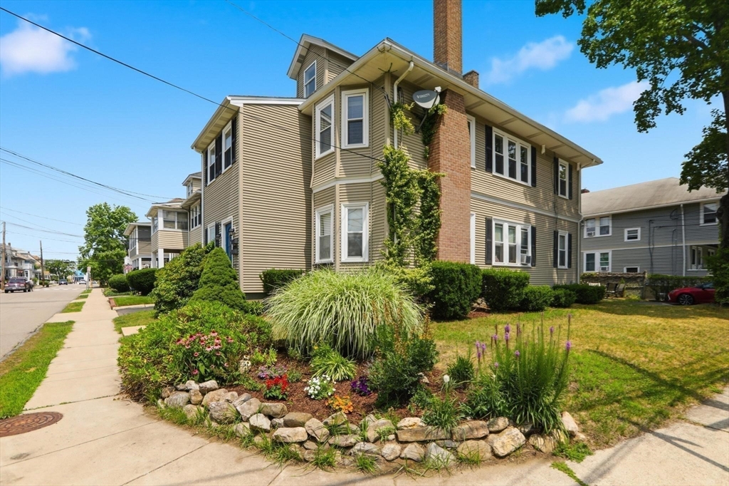 72-74 Parmenter Road, Unit 2 Waltham, MA 02453 - Photo 32 of 38