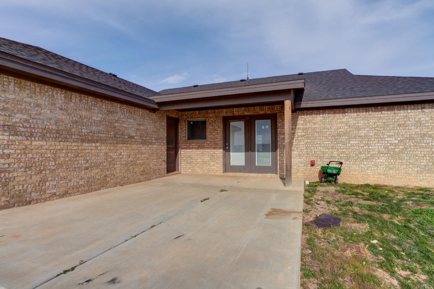 9013 County Road 6100 Shallowater, TX 79363 - Photo 45 of 49 a view of entrance