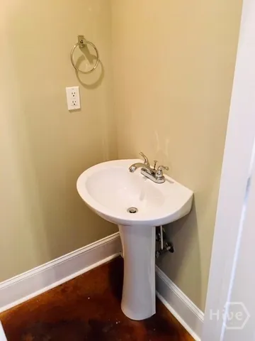 $1,700 | 1500 Timothy Road, Unit 26, Athens, GA 30606