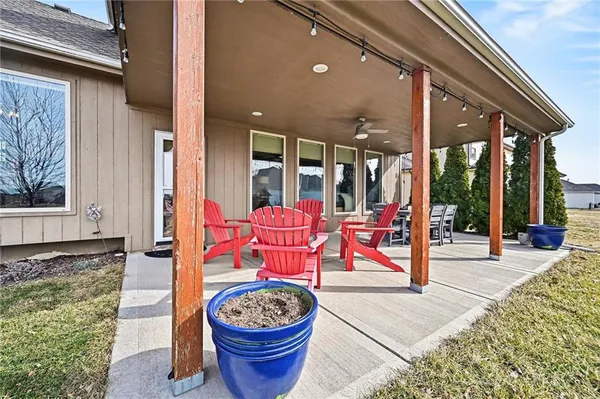 $479,999 | 17802 Greyhawke Ridge Drive, Smithville, MO 64089