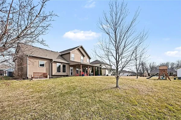 $479,999 | 17802 Greyhawke Ridge Drive, Smithville, MO 64089