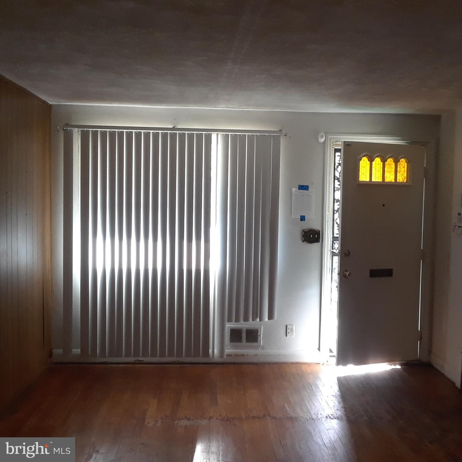 4104 Rokeby Road Baltimore, MD 21229 - Photo 5 of 15 Interior (General)