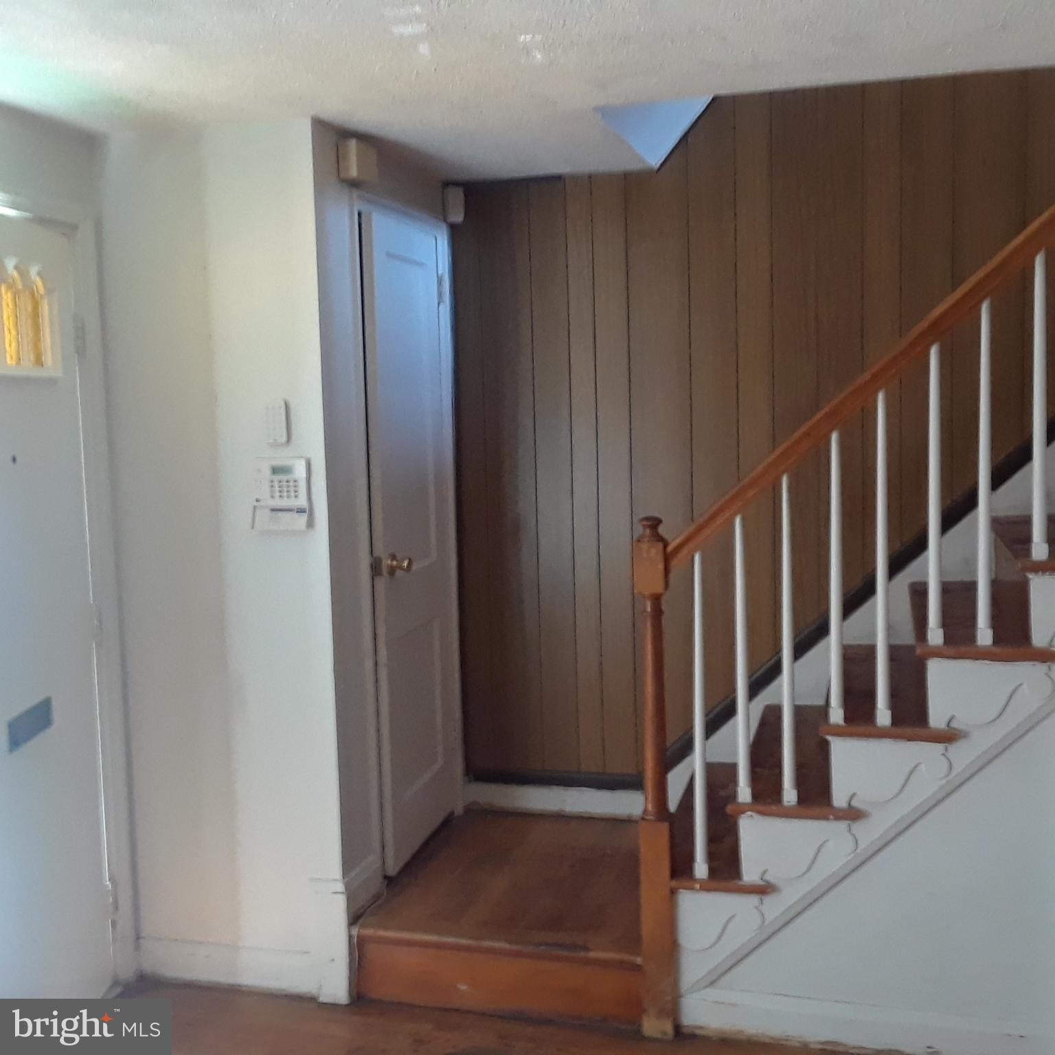 4104 Rokeby Road Baltimore, MD 21229 - Photo 7 of 15 Interior (General)