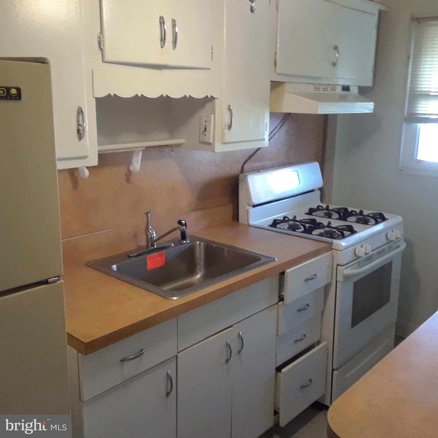 4104 Rokeby Road Baltimore, MD 21229 - Photo 9 of 15 Interior (General)