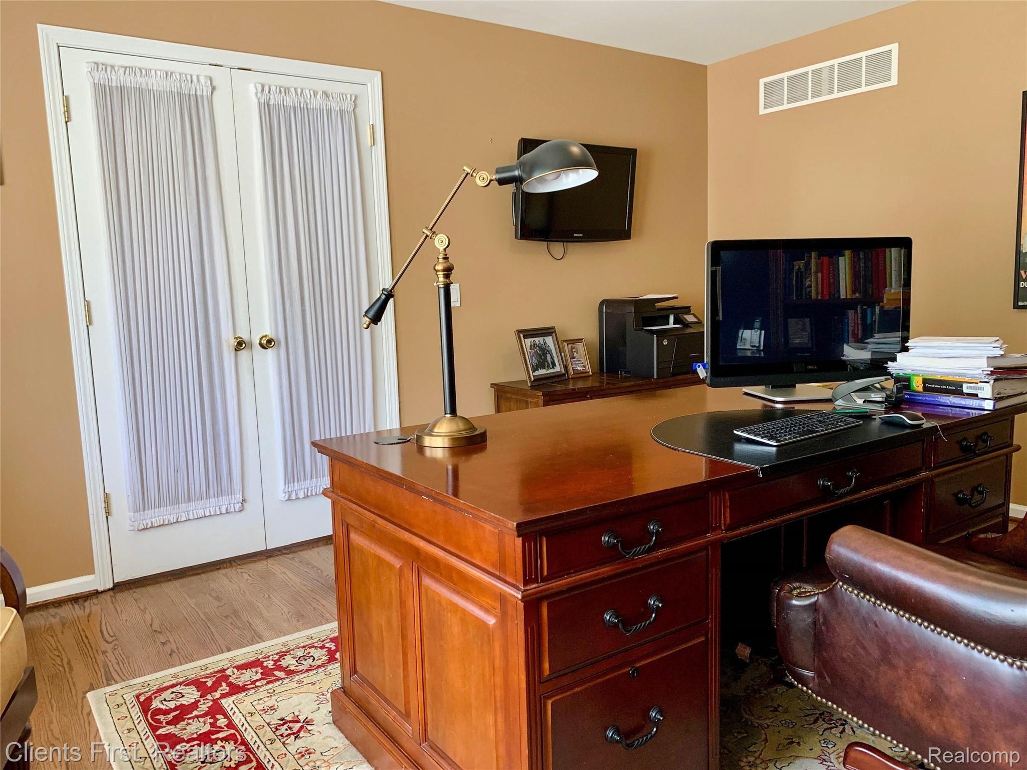 2120 Somerville Road Rochester, MI 48307 - Photo 20 of 54 IMG_1117.jpg