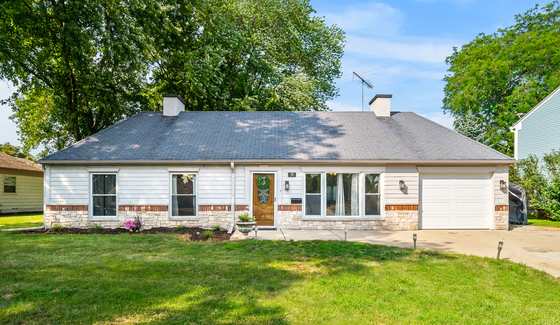 38 Fernwood Road Montgomery, IL 60538 - Photo 1 of 26