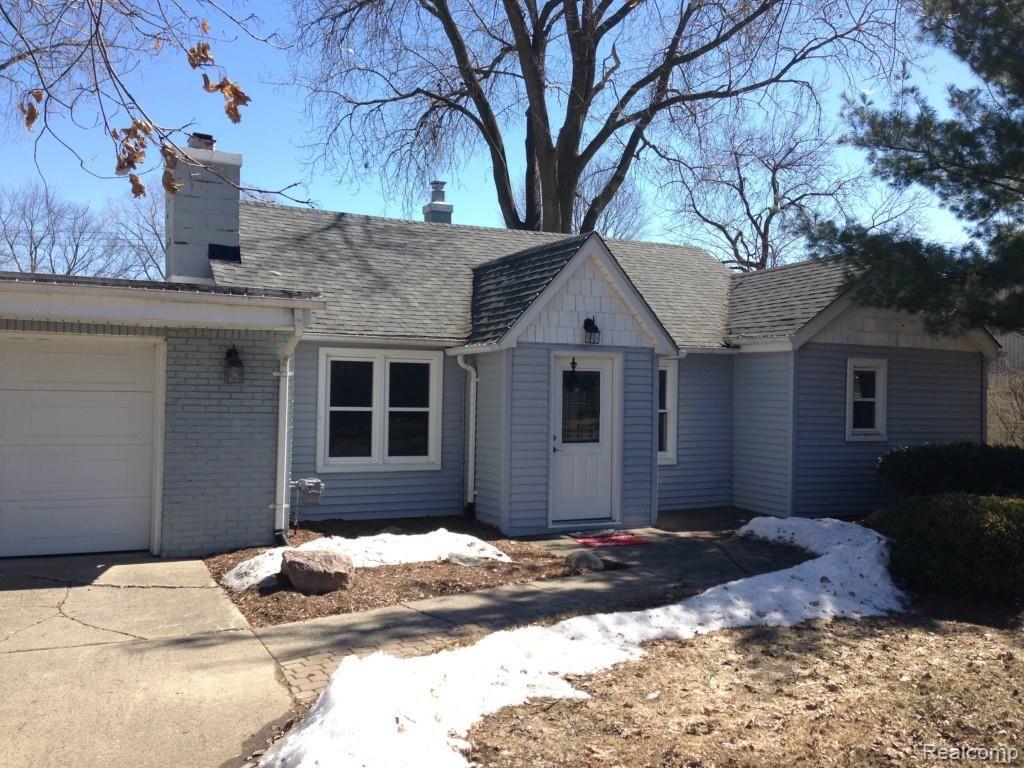 2887 Walsh Drive Rochester, MI 48309 - Photo 1 of 26 Photo Mar 30, 1 19 09 PM.jpg