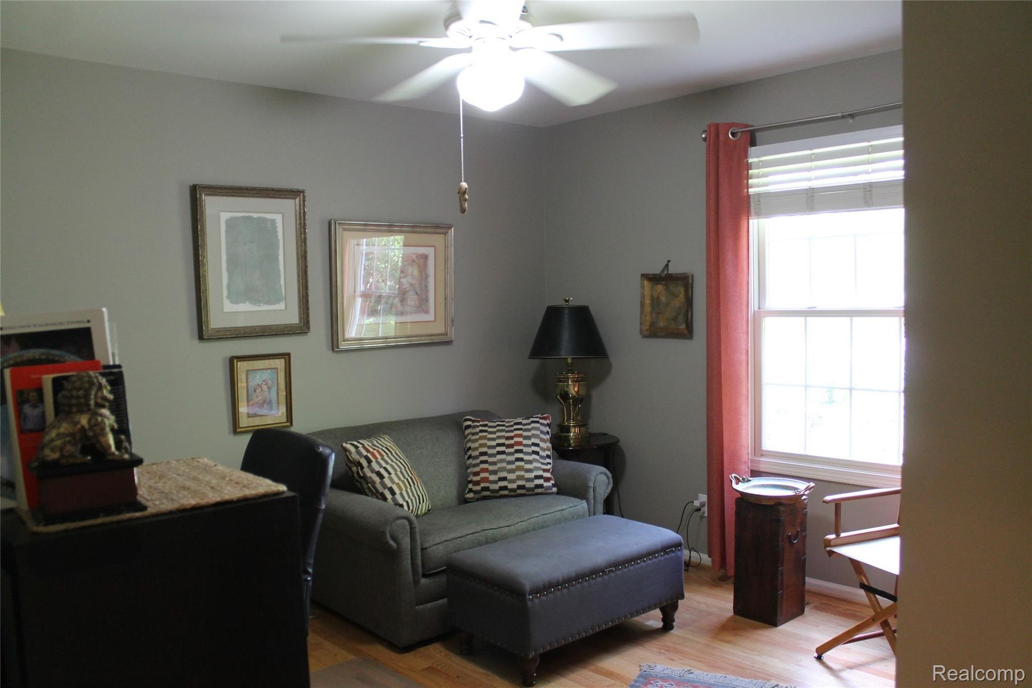 2670 East Wardlow Road Highland, MI 48356 - Photo 26 of 99 3rd bedroom