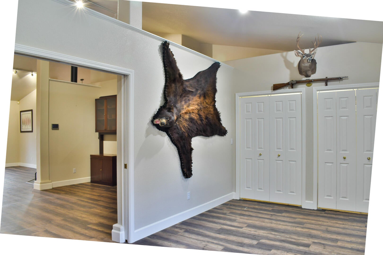1394 Kubli Road Grants Pass, OR 97527 - Photo 14 of 34 Another side room angle view - Copy