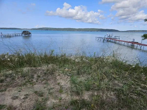 $195,000 | 0 Figg Road, Frankfort, MI 49635