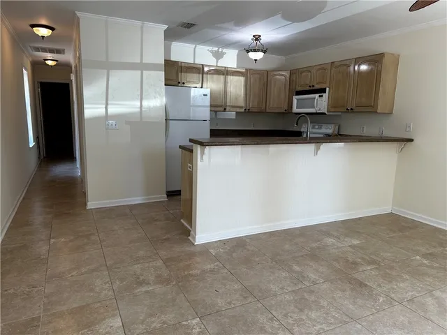 $1,850 | 110 Palmetto Street, St. Simons Island, GA 31522