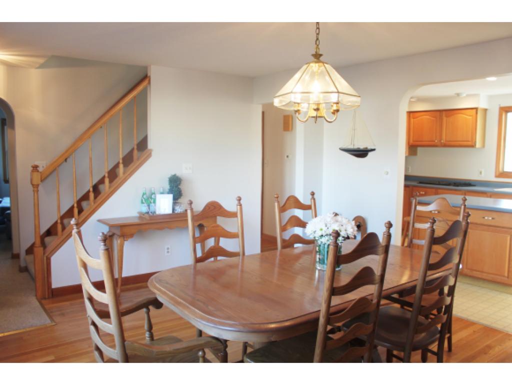 20 Fields Road Portsmouth, NH 03801 - Photo 3 of 14