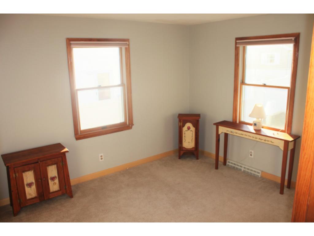 20 Fields Road Portsmouth, NH 03801 - Photo 8 of 14