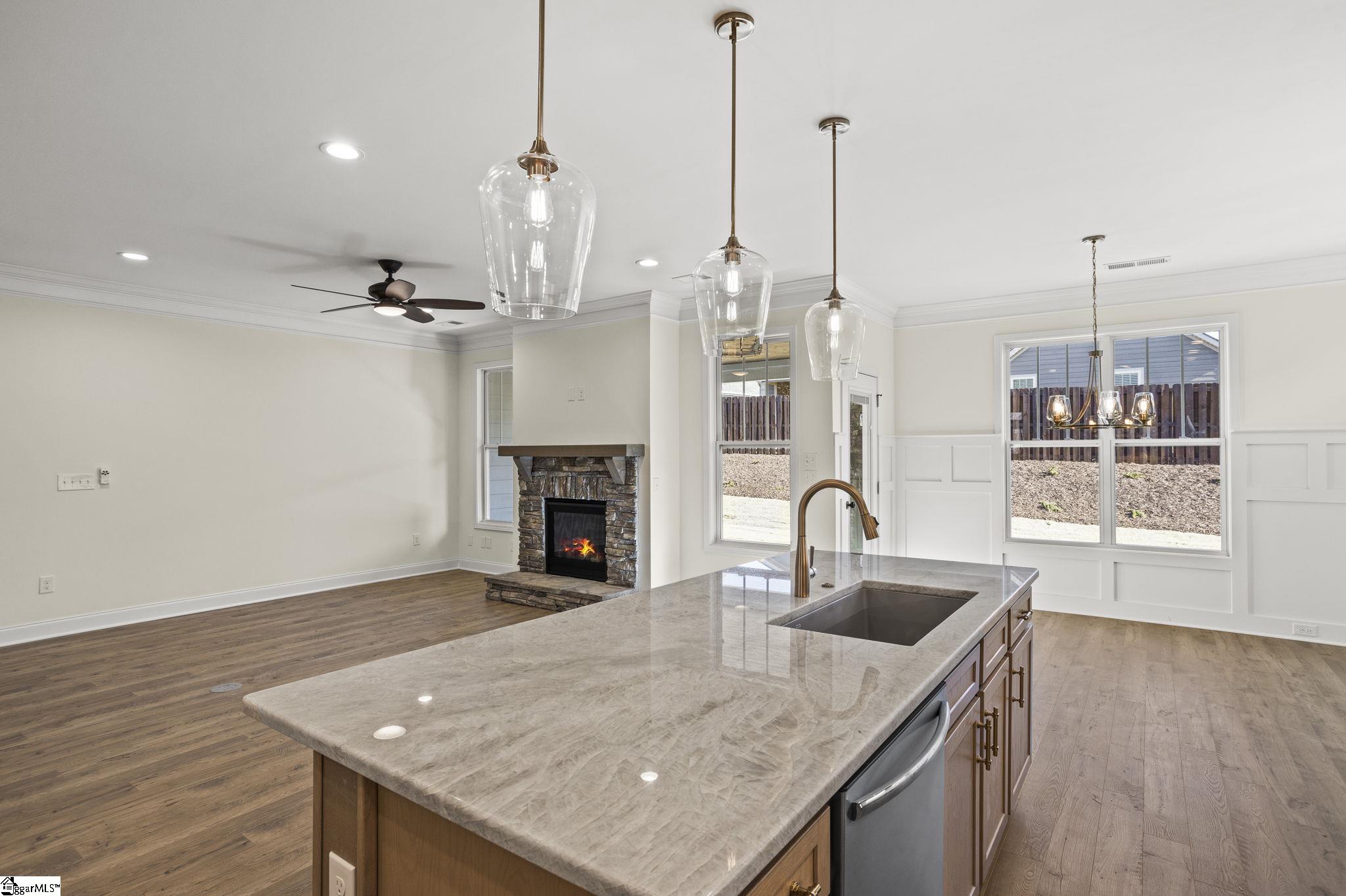 4 Ainsworth Street Greenville, SC 29607 - Photo 15 of 37