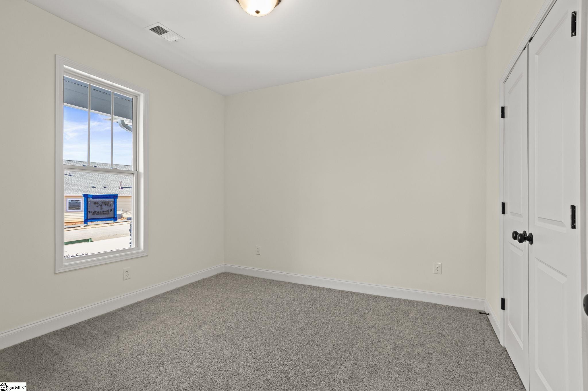 4 Ainsworth Street Greenville, SC 29607 - Photo 19 of 37