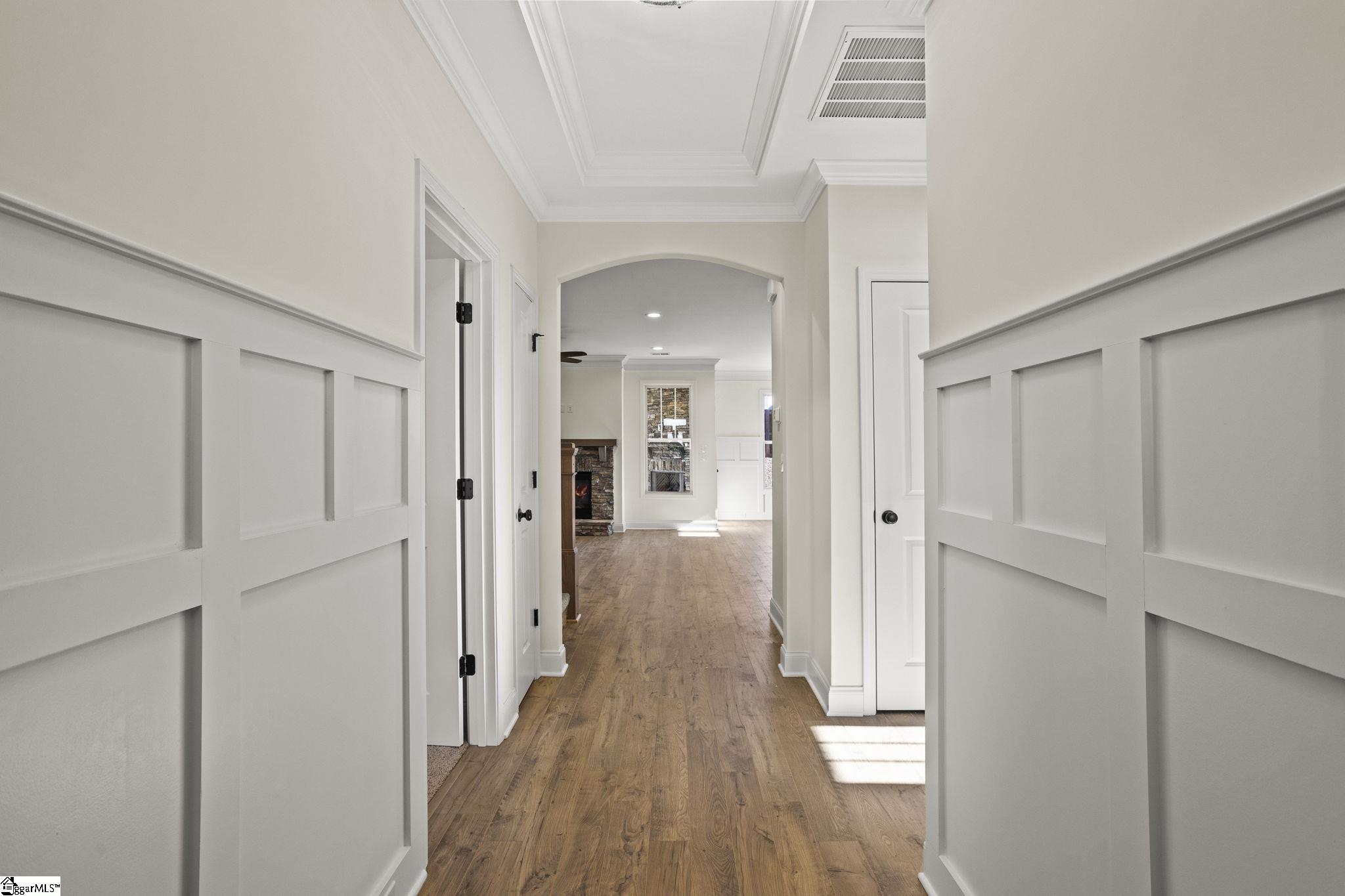 4 Ainsworth Street Greenville, SC 29607 - Photo 8 of 37