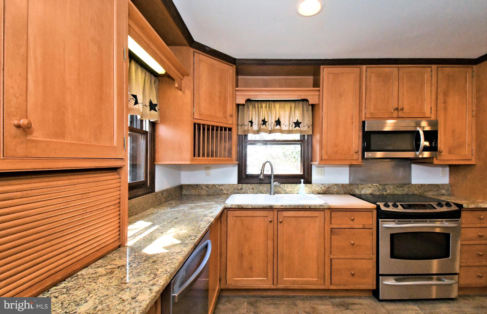 306 Cedar Hill Road Birdsboro, PA 19508 - Photo 10 of 77