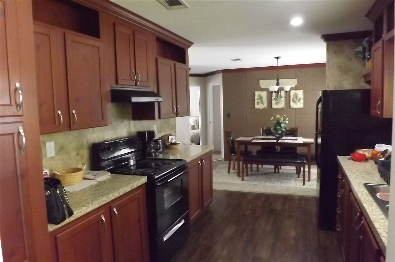 1229 Dennis Howell Road Perry, FL 32348 - Photo 2 of 18 Gallery Image 2