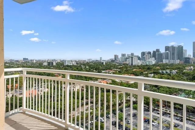 $4,300 | 2475 Brickell Avenue, Unit 1606, Miami, FL 33129