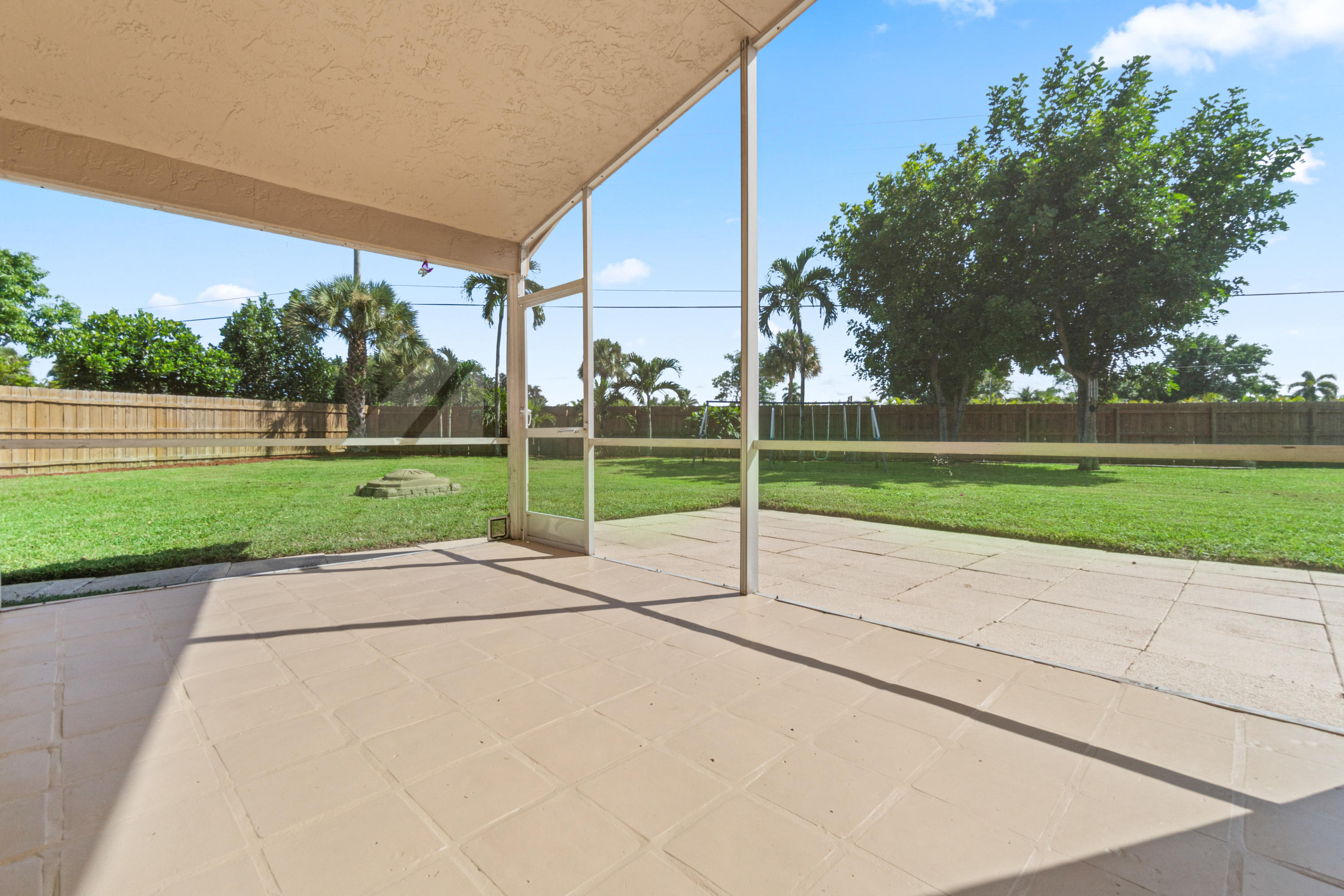 9482 Aegean Drive Boca Raton, FL 33496 - Photo 34 of 50 022-9482AegeanDrive-BocaRaton-FL-33496-F