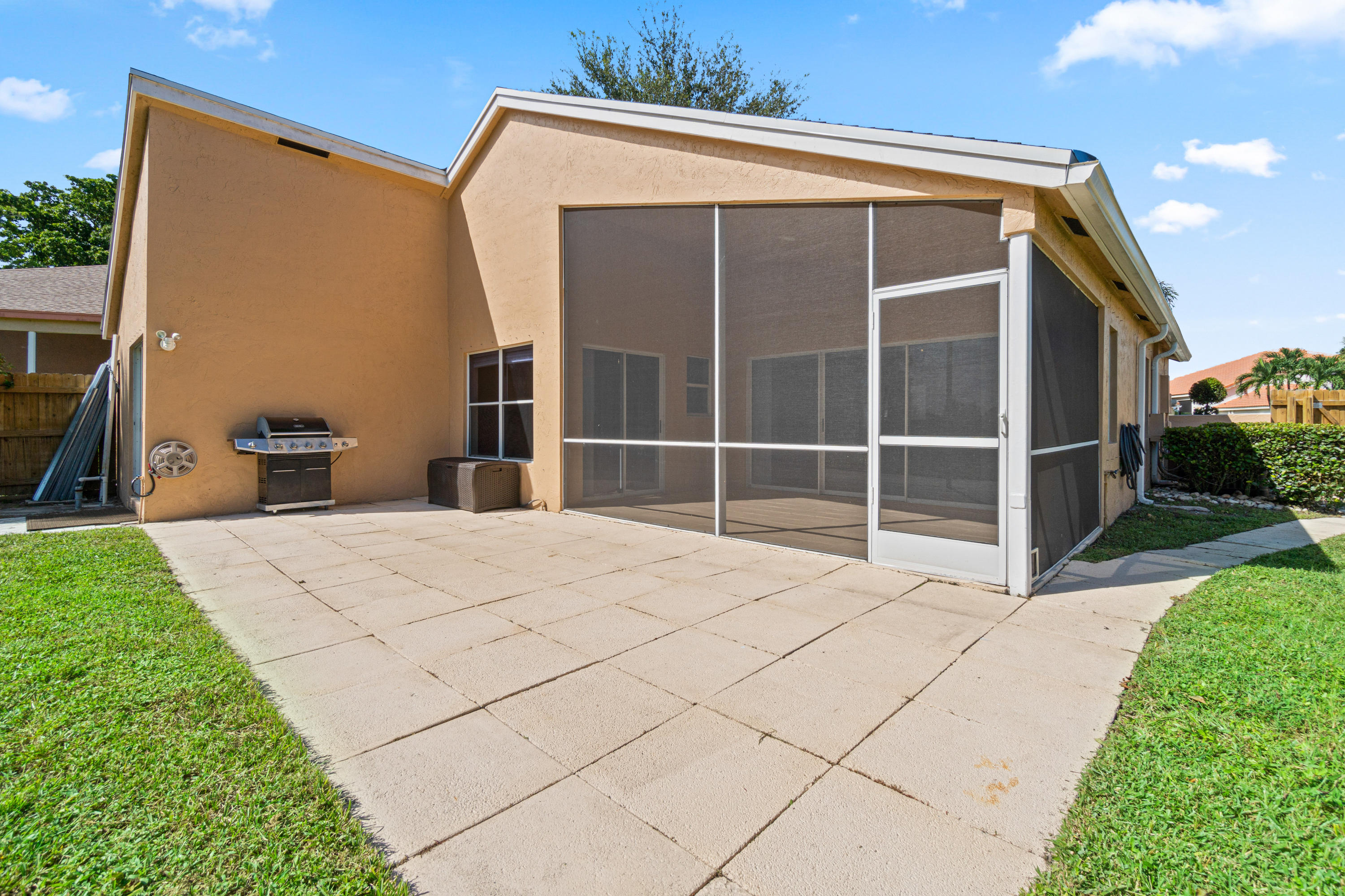 9482 Aegean Drive Boca Raton, FL 33496 - Photo 36 of 50 027-9482AegeanDrive-BocaRaton-FL-33496-F