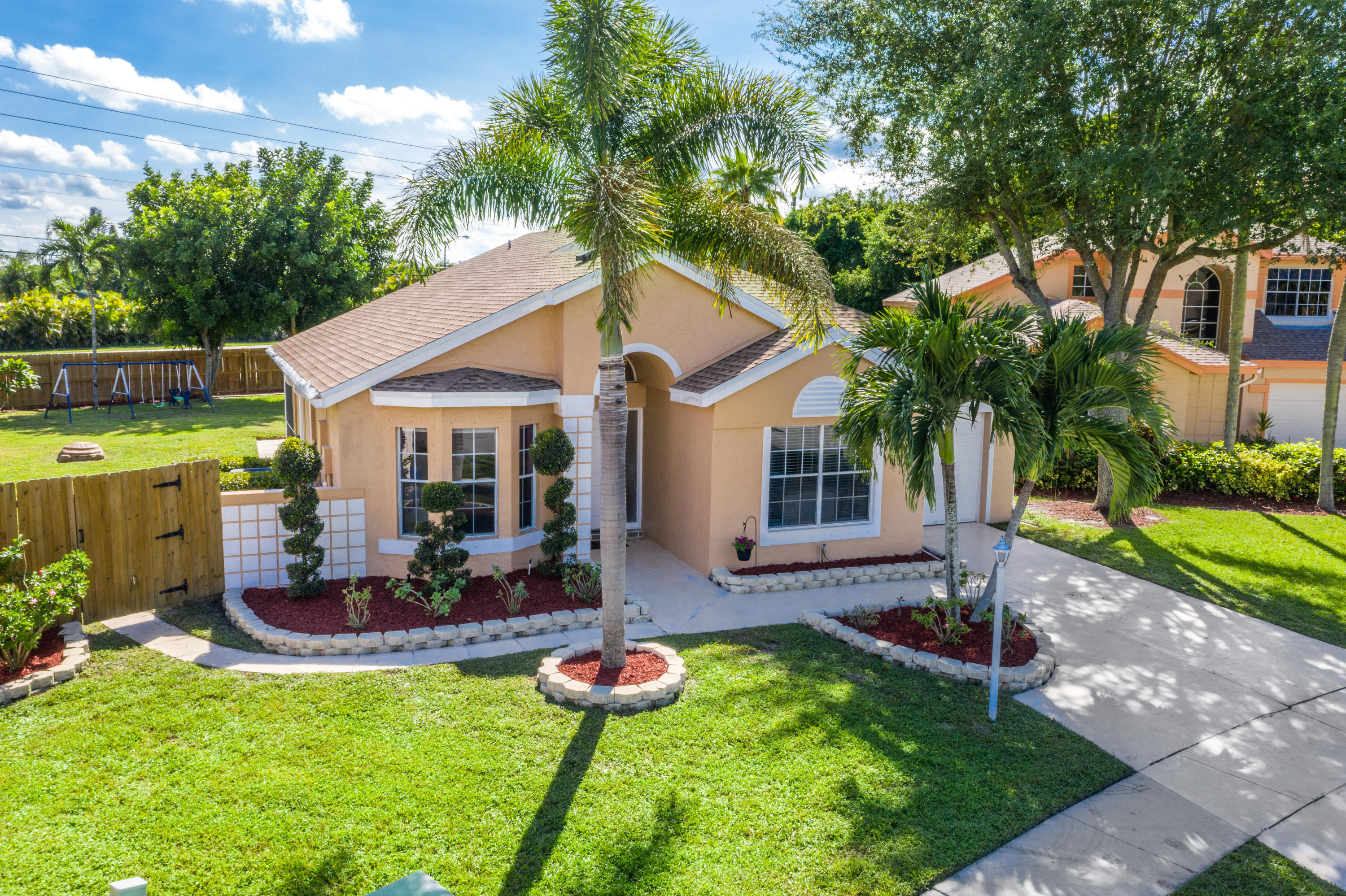 9482 Aegean Drive Boca Raton, FL 33496 - Photo 38 of 50 029-9482AegeanDrive-BocaRaton-FL-33496-F
