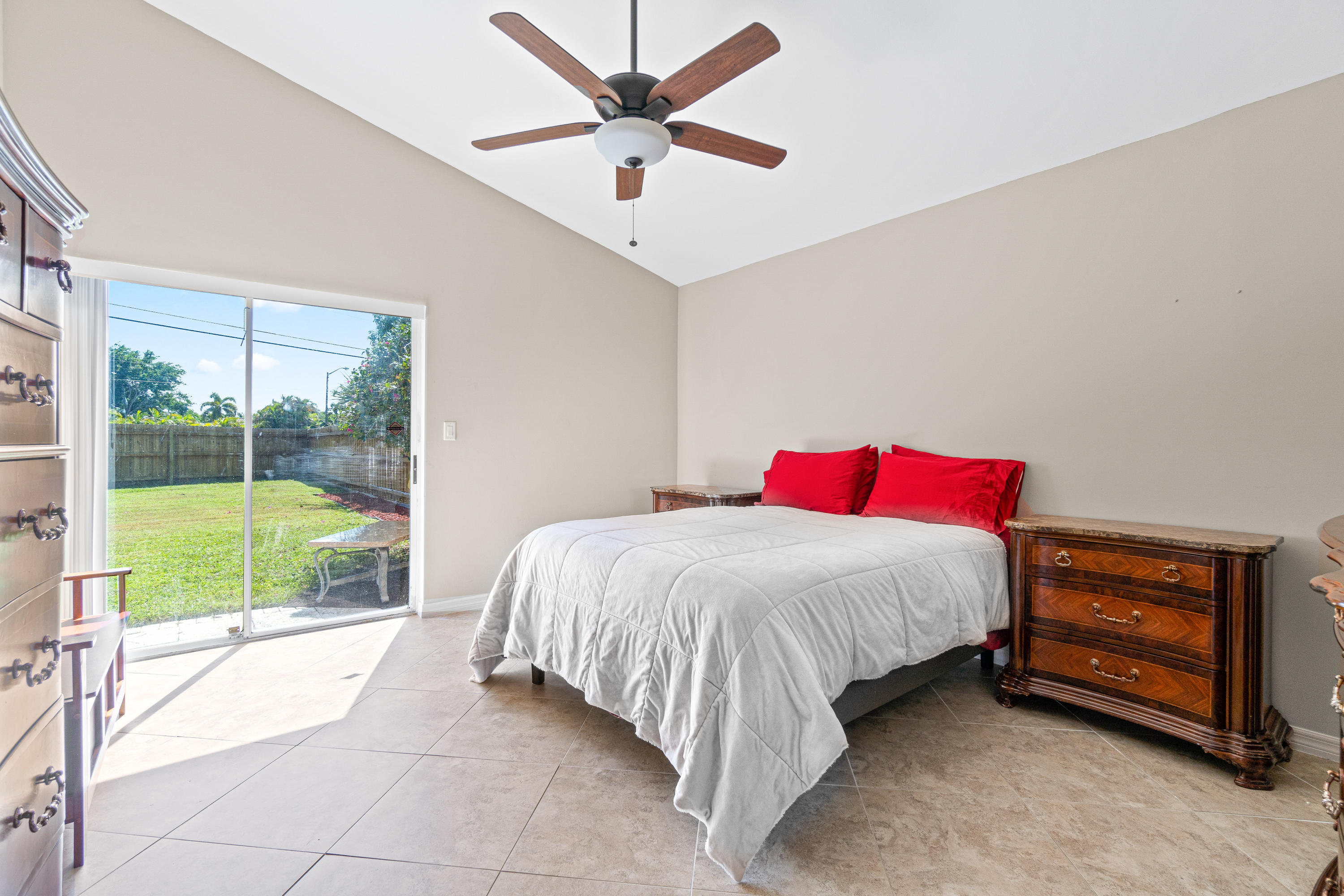 9482 Aegean Drive Boca Raton, FL 33496 - Photo 8 of 50 020-9482AegeanDrive-BocaRaton-FL-33496-F