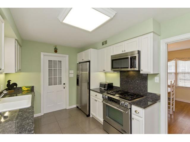 149 North Cassingham Road Bexley, OH 43209 - Photo 10 of 25